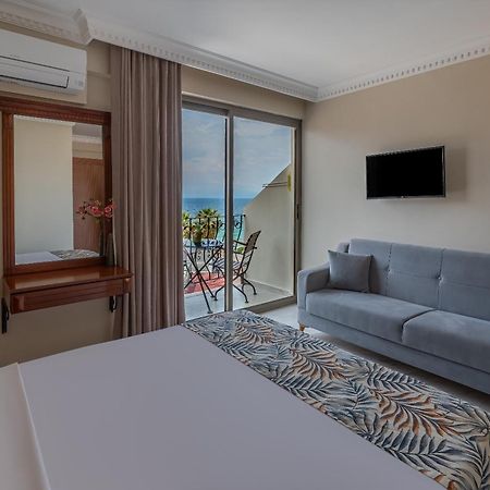 كوشاداسيه Rosy Suites Hotel المظهر الخارجي الصورة